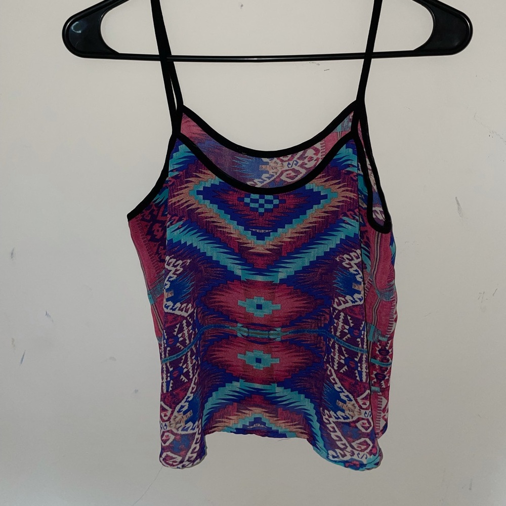 Abstract tank